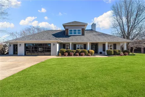 3 S Sawgrass Ct, Rogers, AR 72758