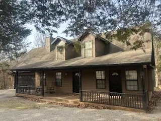 1 Thomas Cir, Holiday Island, AR 72631