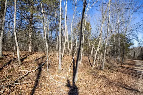22 Granshire Cir, Bella Vista, AR 72714