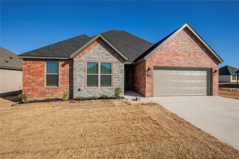 6702 SW Basswood Ave, Bentonville, AR 72713