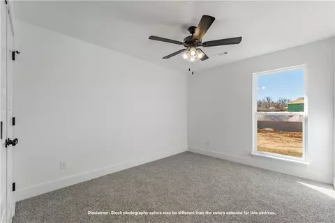 2811 Roe Deer St, Springdale, AR 72762 photo 4