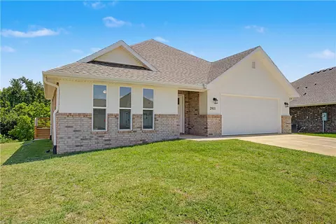 Exterior - 2811 Roe Deer St, Springdale, AR 72762 photo 3 of 8