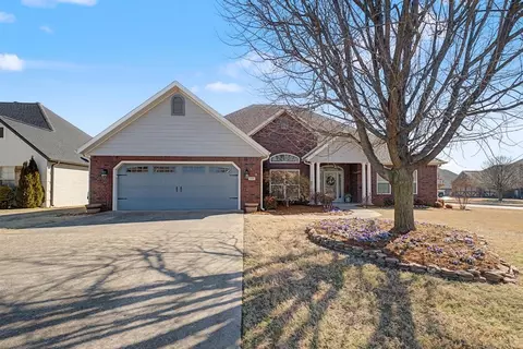 4609 Swinton Dr, Bentonville, AR 72713