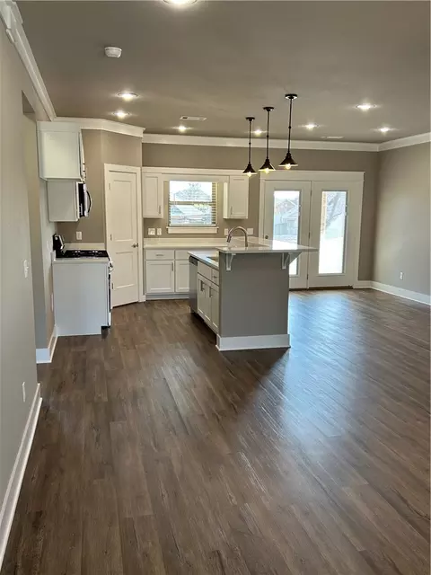Kitchen - 190 E 192 E 2nd St, Centerton, AR 72719 photo 1 of 6