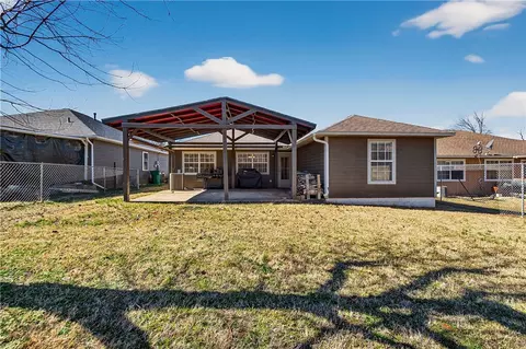 Exterior - 1013 E St, Rogers, AR 72756 photo 5 of 5