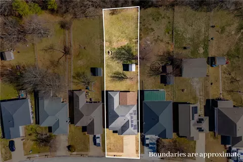 View/Area - 1013 E St, Rogers, AR 72756 photo 1 of 3