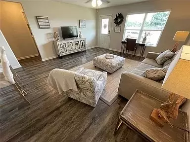 2812 Sharp St, Pea Ridge, AR 72751 photo 4