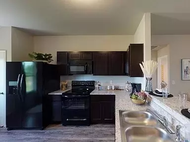 2808 Sharp St, Pea Ridge, AR 72751 photo 5