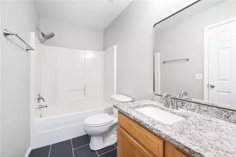 Bath - 591 Cascade Cir, Springdale, AR 72764 photo 1 of 2
