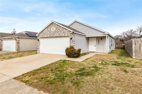 Exterior - 591 Cascade Cir, Springdale, AR 72764 photo 2 of 3