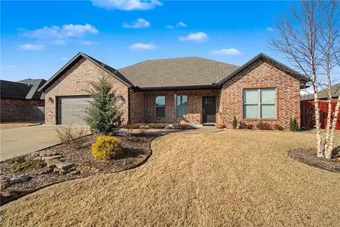 2337 Stonemill Dr, Fayetteville, AR 72701