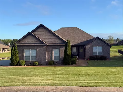 10092 Laura St, Danville, AR 72833