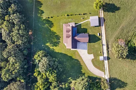 14469 Highland Church Rd, Fayetteville, AR 72704