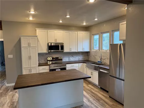 Kitchen - 1012 24th St, Fort Smith, AR 72901 photo 4 of 4