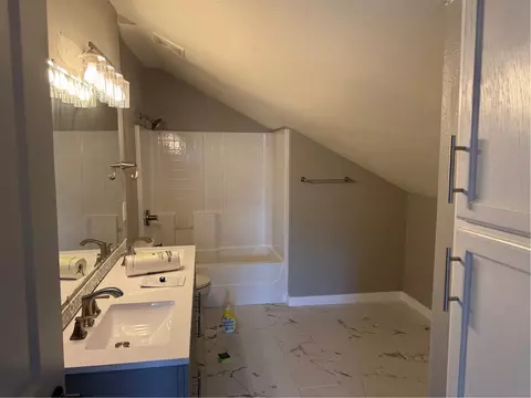 Bath - 1012 24th St, Fort Smith, AR 72901 photo 1 of 2