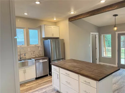 Kitchen - 1012 24th St, Fort Smith, AR 72901 photo 3 of 4