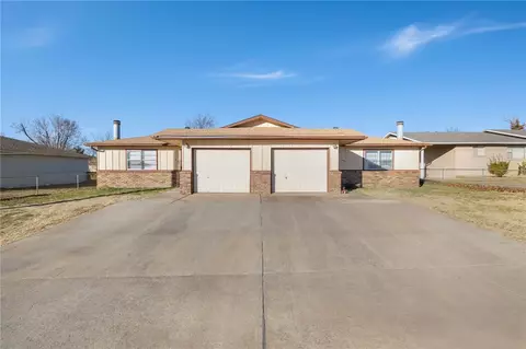 14011403 W Price Ln, Rogers, AR 72758
