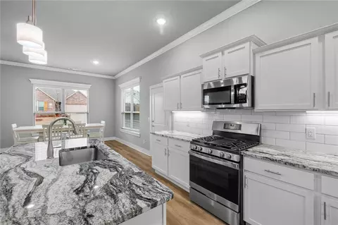 4307 Pawhuska St, Bentonville, AR 72713