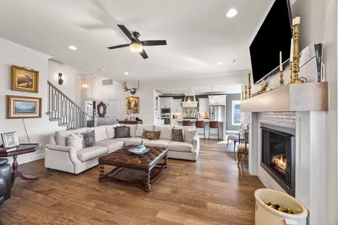Living - 251 Ambry Loop, Centerton, AR 72719 photo 3 of 5