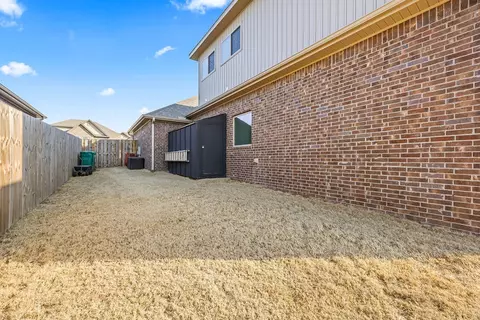 Exterior - 251 Ambry Loop, Centerton, AR 72719 photo 9 of 10