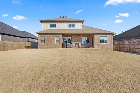 Exterior - 251 Ambry Loop, Centerton, AR 72719 photo 6 of 10