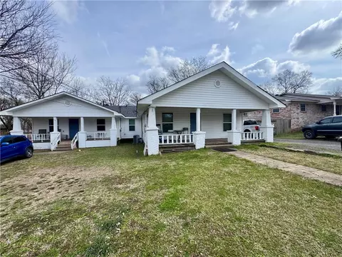 1117 S Glenwood Ave #1115 & 1117, Russellville, AR 72801