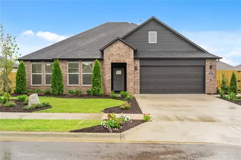 444 W Canada Dr, Farmington, AR 72730