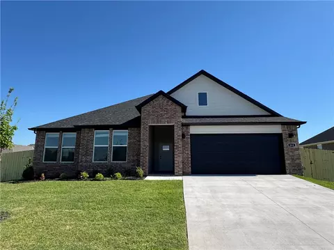 444 W Canada Dr, Farmington, AR 72730