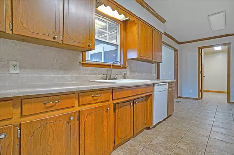Kitchen - 205 Cloos Cir, Ozark, AR 72949 photo 3 of 3