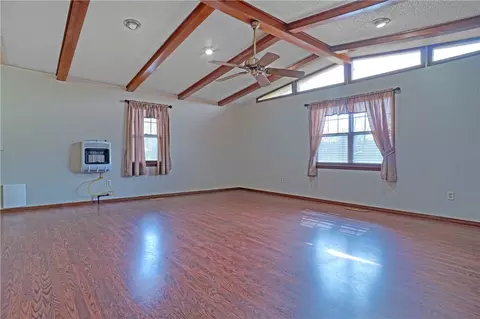 Living - 205 Cloos Cir, Ozark, AR 72949 photo 4 of 8