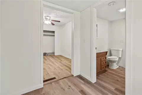 Entry Way - 704 Beverly Dr, Harrison, AR 72601 photo 1 of 1