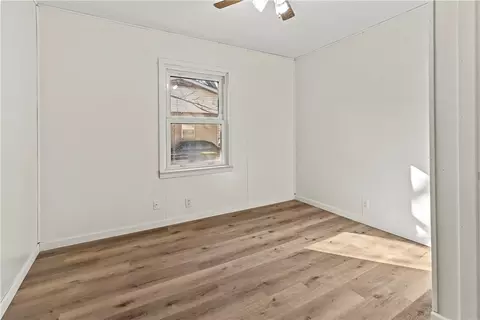 Bedroom - 704 Beverly Dr, Harrison, AR 72601 photo 5 of 7
