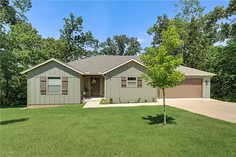 41 Shetland Dr, Bella Vista, AR 72715