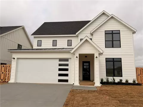 6102 S 40th Pl, Rogers, AR 72758