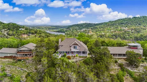 83 Sailboat Dr, Holiday Island, AR 72631