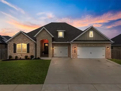 916 Budrio Ave, Springdale, AR 72762