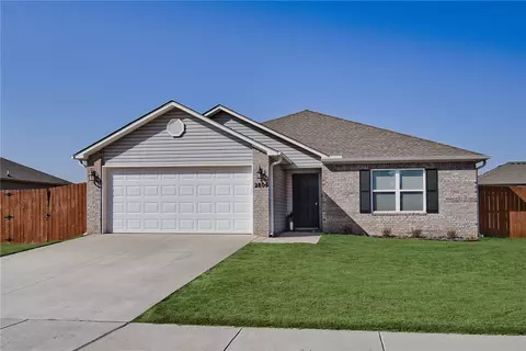 2805 Bauer St, Pea Ridge, AR 72751