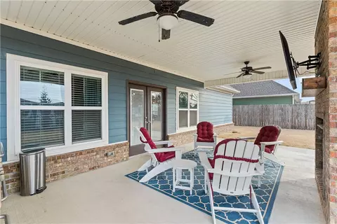 Exterior - 951 Silver Maple St, Centerton, AR 72719 photo 6 of 11