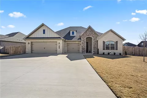 957 Budrio Ave, Springdale, AR 72762