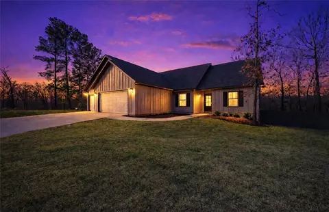 1 Yarrow Ln, Bella Vista, AR 72715