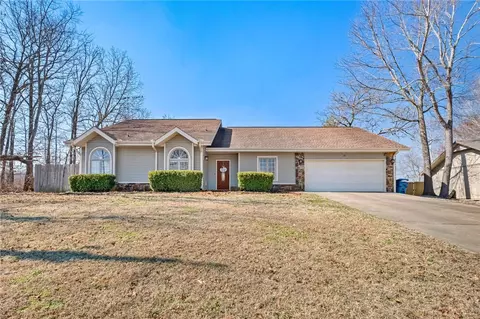 37 Pamona Dr, Bella Vista, AR 72715