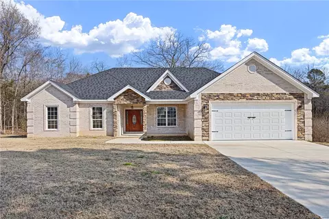 125 Rachel Cir, Russellville, AR 72802