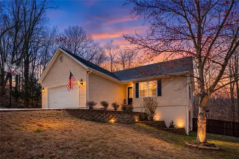 7 Bradwell Ln, Bella Vista, AR 72715