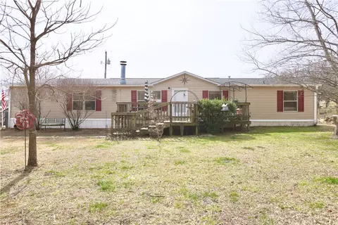 10187 Jeter Rd, Fayetteville, AR 72701