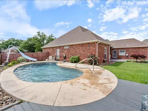 5805 41st St, Rogers, AR 72758