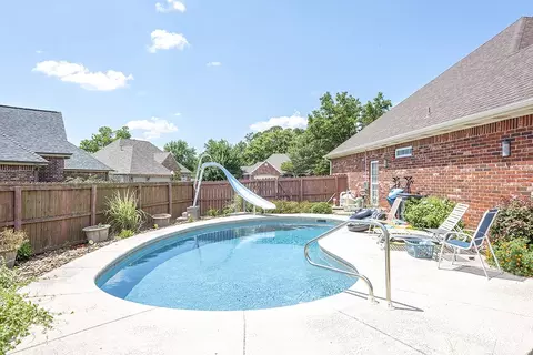 5805 41st St, Rogers, AR 72758