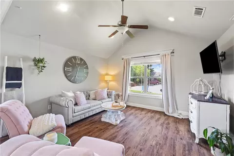 3702 SW Capstone Ct, Bentonville, AR 72712