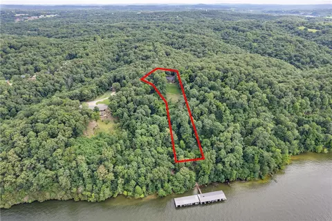 22490 Derik Rd, Springdale, AR 72764