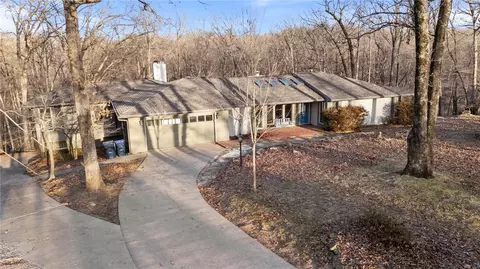 1113 E Walnut St, Rogers, AR 72756