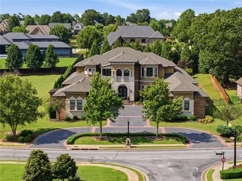 4125 Caerleon Cir, Bentonville, AR 72713